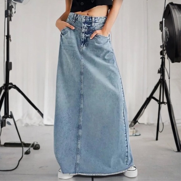 Private Label Dresses & Skirts - NWOT BOHO Retro Y2K High Waisted A-Line Light Wash Raw Hem Denim Maxi Skirt